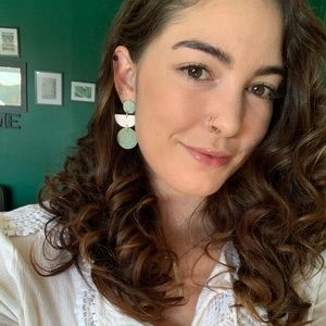 Meet your Posher, Ailish